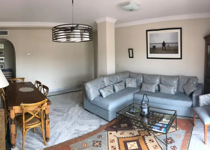 Apartment Puerto Banus, Superior 3br Penthouse In Marbella